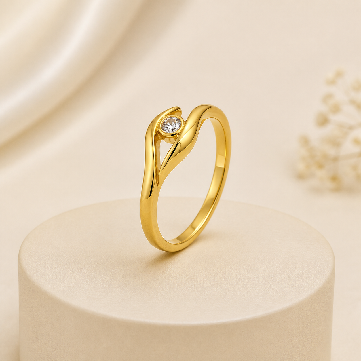 18K Gold Engagement Ring — gold jewellery